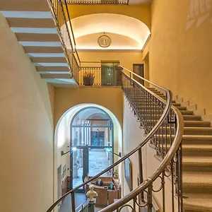 https://camperio-house-suites.italymilanhotels.net